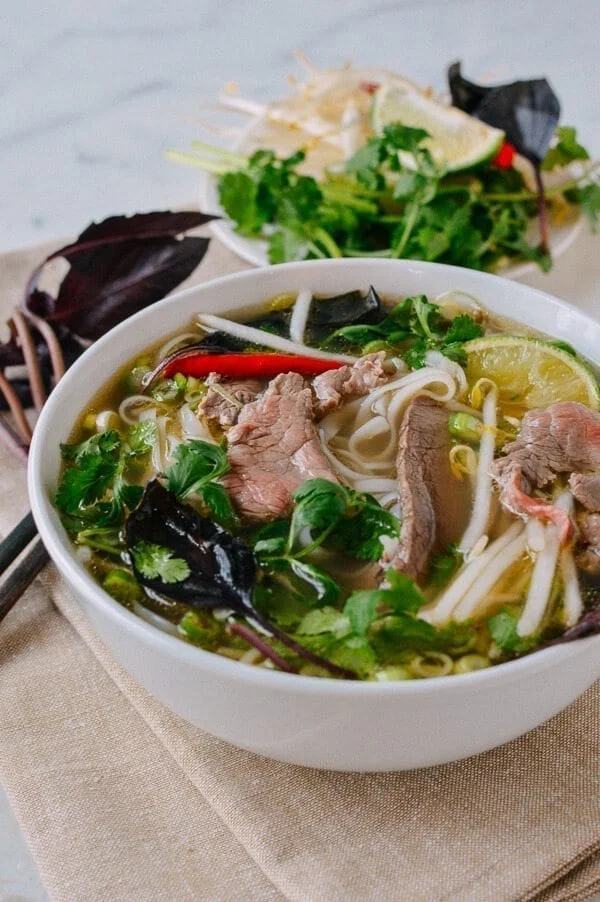 Spicy Mi Xao Noodles